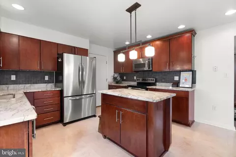 14816 Mistletoe Ct, Silver Spring, MD 20905 photo 11