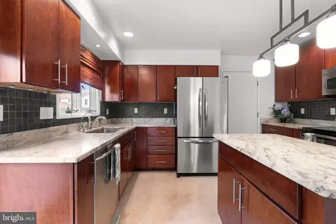 14816 Mistletoe Ct, Silver Spring, MD 20905 photo 10