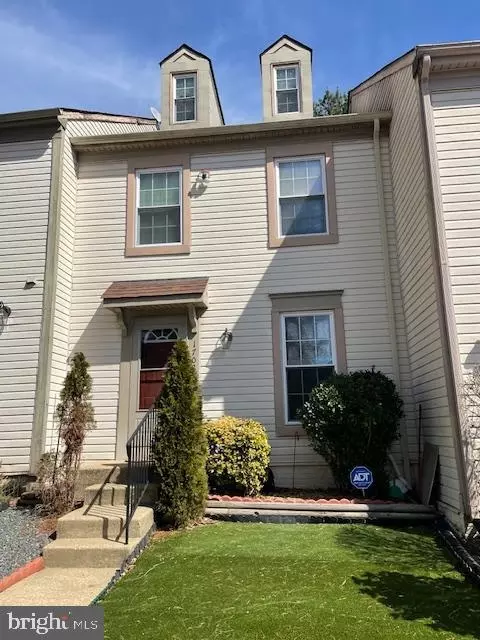 1702 Featherwood St, Silver Spring, MD 20904 photo 1