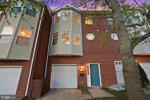 6427 Orchard Ave, Takoma Park, MD 20912