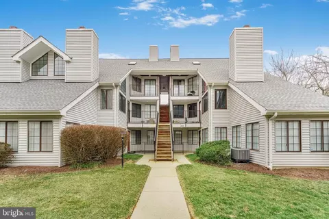1631 Carriage House Ter #1631-B, Silver Spring, MD 20904