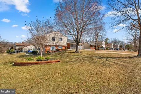 2900 Gracefield Rd, Silver Spring, MD 20904 photo 2