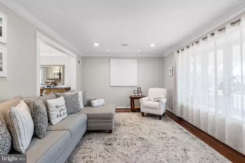 2900 Gracefield Rd, Silver Spring, MD 20904 photo 6