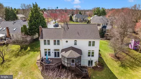 View/Area - 17918 Hickman St, Poolesville, MD 20837 photo 7 of 11