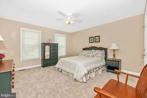 Bedroom - 17918 Hickman St, Poolesville, MD 20837 photo 6 of 10