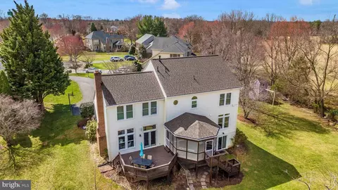 View/Area - 17918 Hickman St, Poolesville, MD 20837 photo 8 of 11