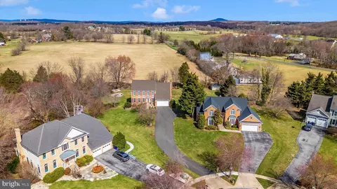 View/Area - 17918 Hickman St, Poolesville, MD 20837 photo 3 of 11