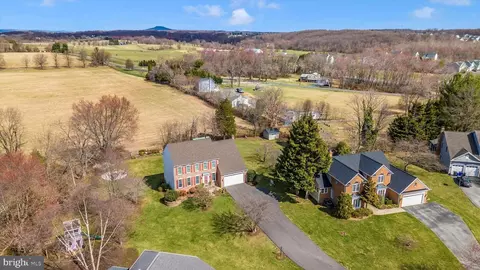 View/Area - 17918 Hickman St, Poolesville, MD 20837 photo 4 of 11