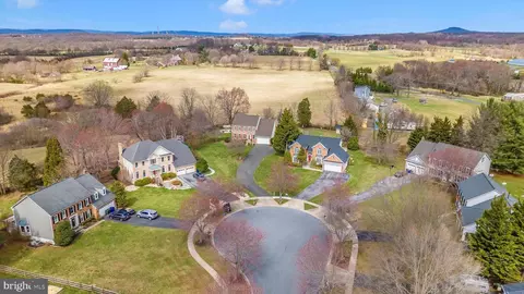 View/Area - 17918 Hickman St, Poolesville, MD 20837 photo 1 of 11