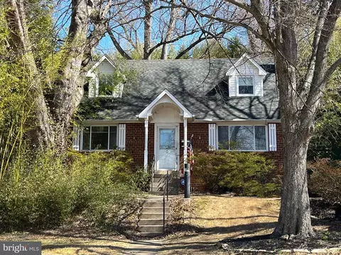 12811 Dean Rd, Silver Spring, MD 20906