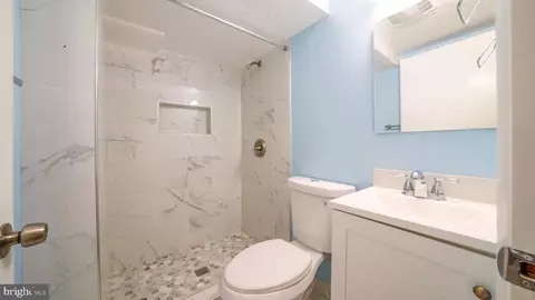 Bath - 3005 Newton St, Silver Spring, MD 20902 photo 2 of 2
