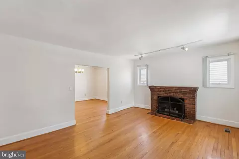 2311 Michigan Ave, Silver Spring, MD 20910 photo 2