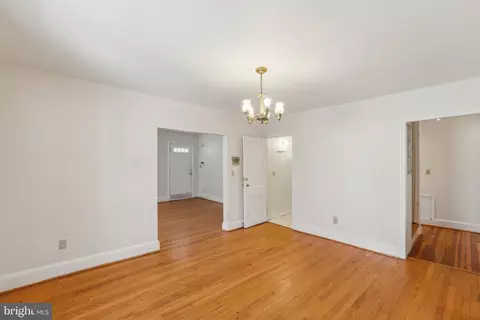 2311 Michigan Ave, Silver Spring, MD 20910 photo 4
