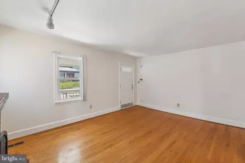 2311 Michigan Ave, Silver Spring, MD 20910 photo 3