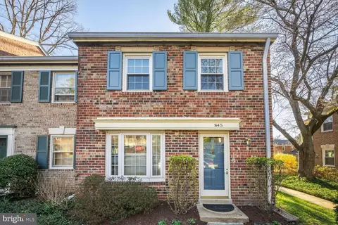 845 Azalea Dr #27-845, Rockville, MD 20850
