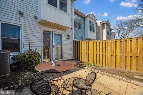 Exterior - 2935 Shepperton Ter, Silver Spring, MD 20904 photo 2 of 2