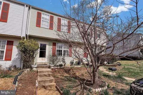13 Blue Smoke Ct, Gaithersburg, MD 20879