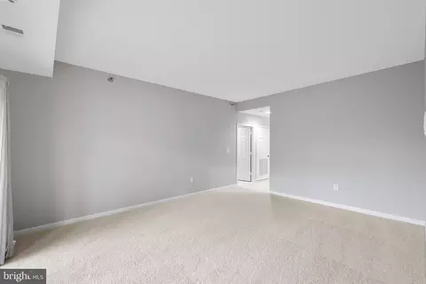 14805 Pennfield Cir #104, Silver Spring, MD 20906 photo 22
