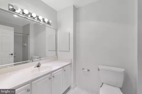 14805 Pennfield Cir #104, Silver Spring, MD 20906 photo 19