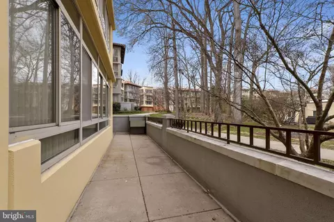 14805 Pennfield Cir #104, Silver Spring, MD 20906 photo 28