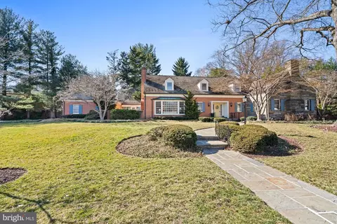 5010 Westpath Ter, Bethesda, MD 20816