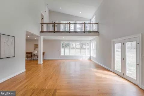 Living - 15001 Peach Orchard Rd, Silver Spring, MD 20905 photo 16 of 21