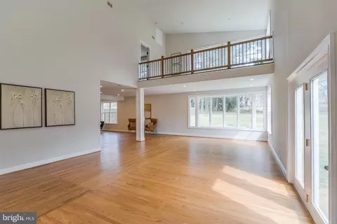 Living - 15001 Peach Orchard Rd, Silver Spring, MD 20905 photo 11 of 21