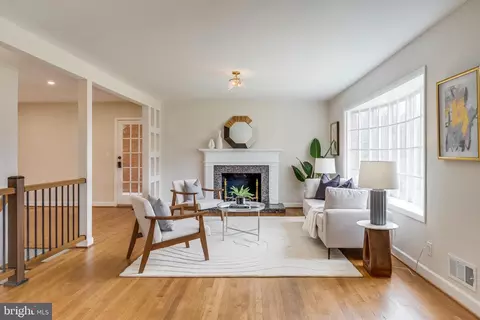 15001 Peach Orchard Rd, Silver Spring, MD 20905