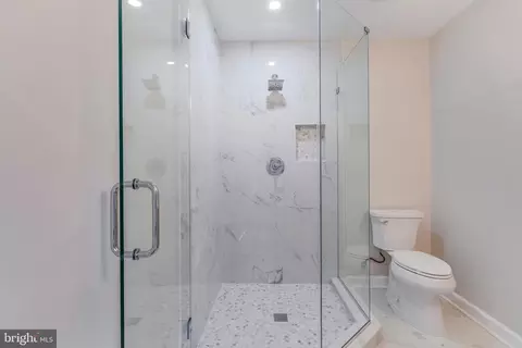 Bath - 15001 Peach Orchard Rd, Silver Spring, MD 20905 photo 2 of 8