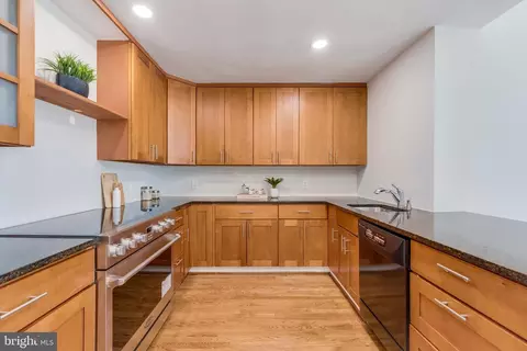 Kitchen - 15001 Peach Orchard Rd, Silver Spring, MD 20905 photo 4 of 5