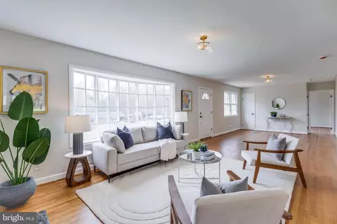 Living - 15001 Peach Orchard Rd, Silver Spring, MD 20905 photo 3 of 21