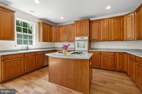 18521 Cornflower Rd, Boyds, MD 20841 photo 10