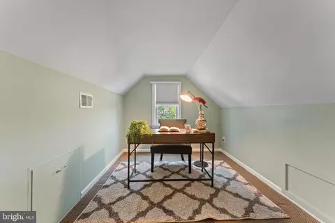 9906 Rogart Rd, Silver Spring, MD 20901 photo 39