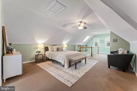 9906 Rogart Rd, Silver Spring, MD 20901 photo 36