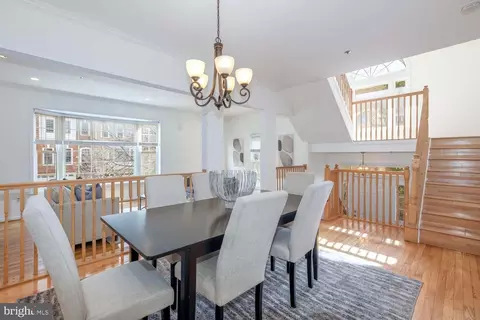 1709 Leighton Wood Ln, Silver Spring, MD 20910 photo 7