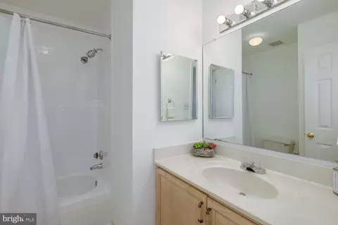 1709 Leighton Wood Ln, Silver Spring, MD 20910 photo 34
