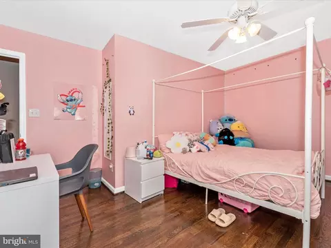 Bedroom - 26809 Dix St, Damascus, MD 20872 photo 8 of 12