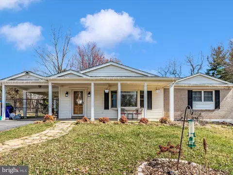 26809 Dix St, Damascus, MD 20872