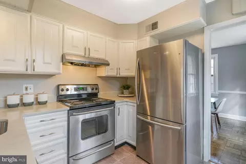 9213 Bradford Rd, Silver Spring, MD 20901 photo 14