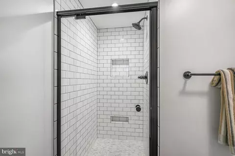 9213 Bradford Rd, Silver Spring, MD 20901 photo 29