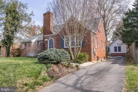 9213 Bradford Rd, Silver Spring, MD 20901 photo 2