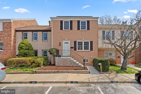 10 Red Kiln Ct, Gaithersburg, MD 20878