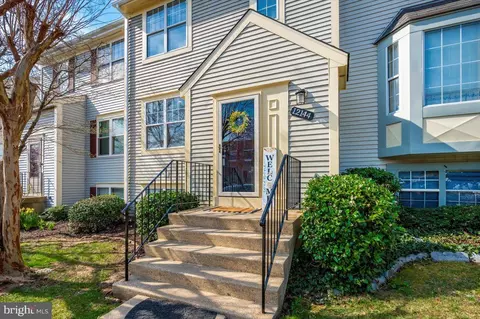 12144 Turnstone Ct #87, Silver Spring, MD 20904