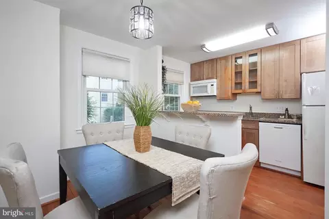 2215 Washington Ave #103, Silver Spring, MD 20910 photo 6