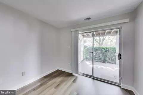 3321 Sir Thomas Dr #12, Silver Spring, MD 20904 photo 11