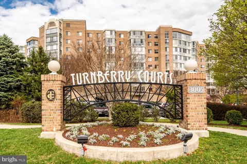 3005 S Leisure World Blvd #103, Silver Spring, MD 20906