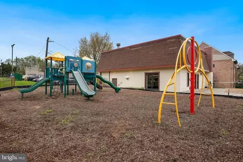 11514 Bucknell Dr #202, Silver Spring, MD 20902 photo 30