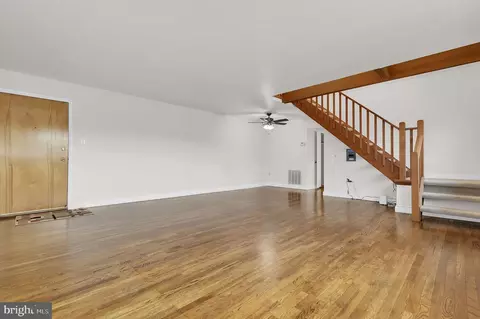 11514 Bucknell Dr #202, Silver Spring, MD 20902 photo 4