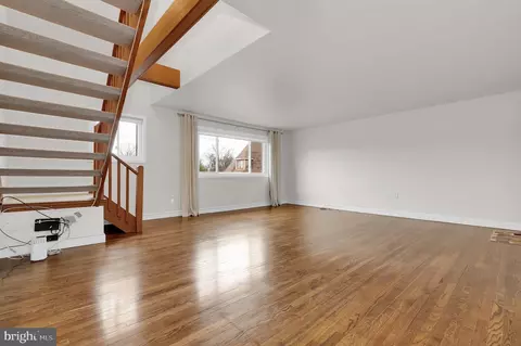 11514 Bucknell Dr #202, Silver Spring, MD 20902 photo 5
