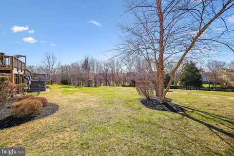 Exterior - 19507 Conlon Ct, Poolesville, MD 20837 photo 4 of 16